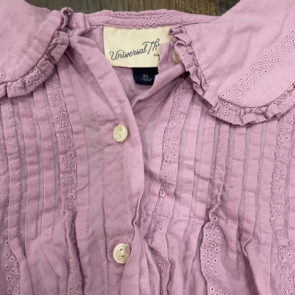 Universal Thread Collared Button Down Blouse - Picture 3 of 3